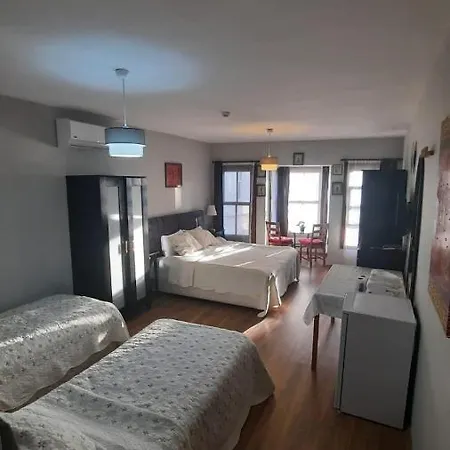 Guest house Galata Life 3*