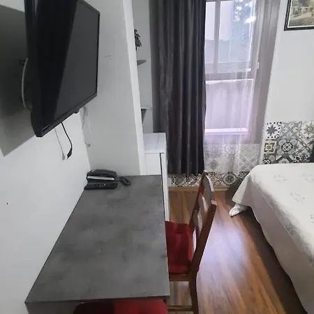 בית הארחה Galata Life 3*